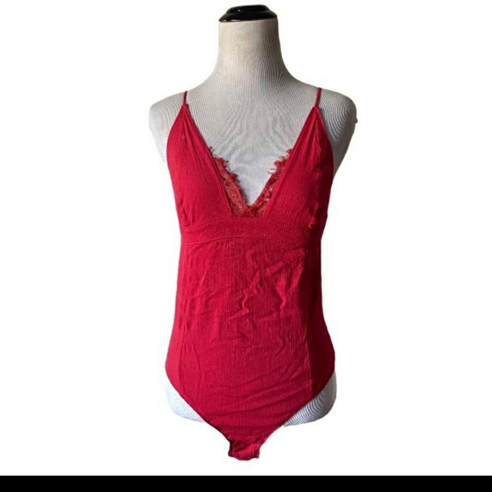 Free People | red lace v neck body suit
